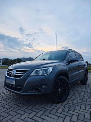 VOLKSWAGEN TIGUAN 2.0 TSI 16V TURBO GASOLINA 4P TIPTRONIC VOLKSWAGEN TIGUAN 2.0 TSI 16V TURBO GASOLINA 4P TIPTRONIC